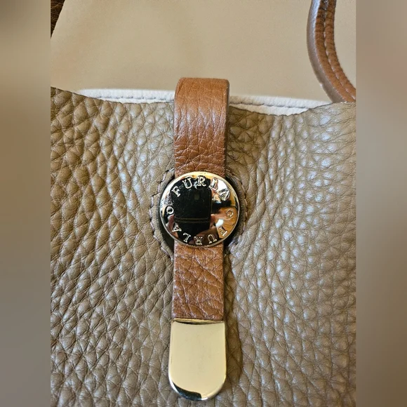 Furla Leather Expandable Crossbody Bag! - Picture 2 of 16